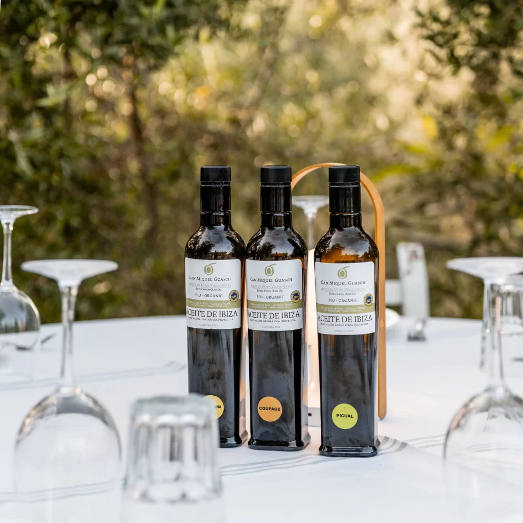 Selection of Ibiza oils Can Miquel Guasch